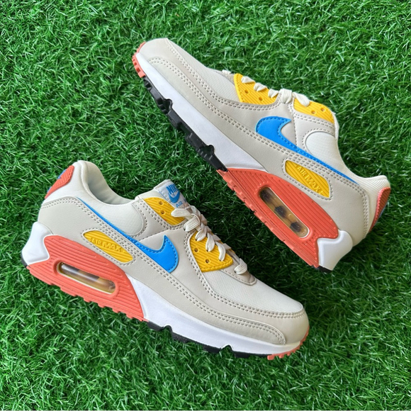 Nike Air Max 90 - Picture 4 of 8